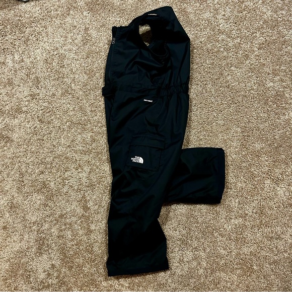 North Face Youth Freedom Snow Bibs 5T - Picture 3 of 9